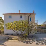 Padrone With Pool - Perfect For Families! * Garica