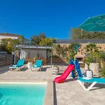 Padrone With Pool - Perfect For Families! *