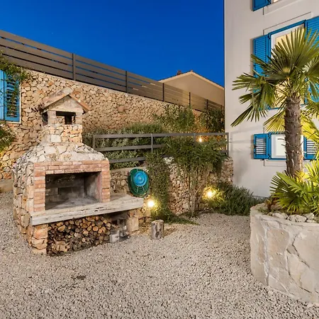 Padrone With Pool - Perfect For Families! Apartament Garica