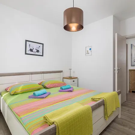 Padrone With Pool - Perfect For Families! Apartament