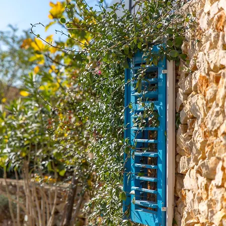 Apartman Padrone With Pool - Perfect For Families! Garica