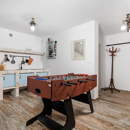 Apartman Padrone With Pool - Perfect For Families! *