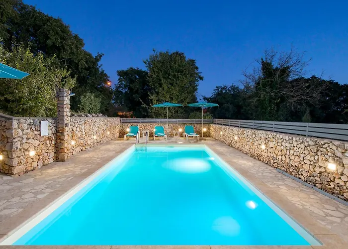 Padrone With Pool - Perfect For Families! * Garica