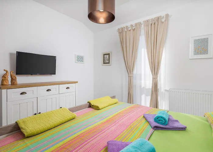 Apartman Padrone With Pool - Perfect For Families!