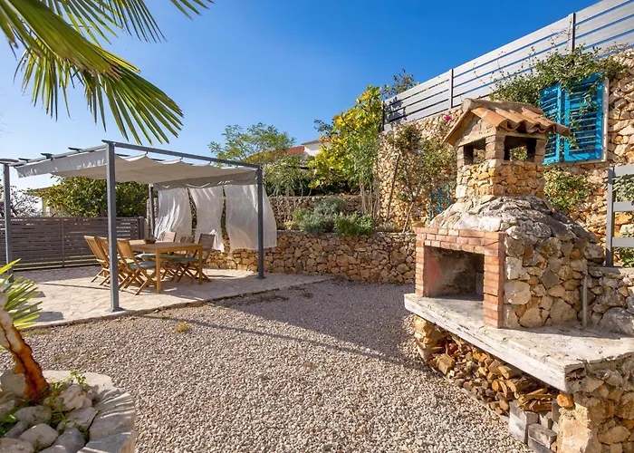 Padrone With Pool - Perfect For Families! Apartmán Garica