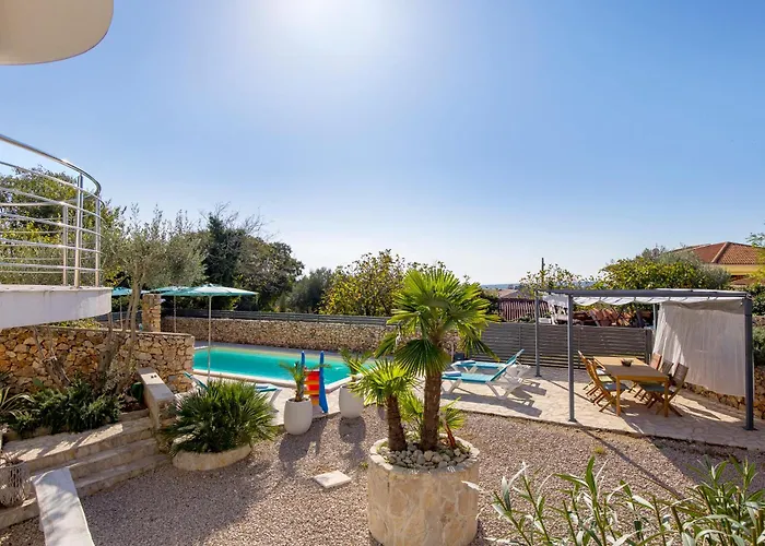 Apartmán Padrone With Pool - Perfect For Families! Garica