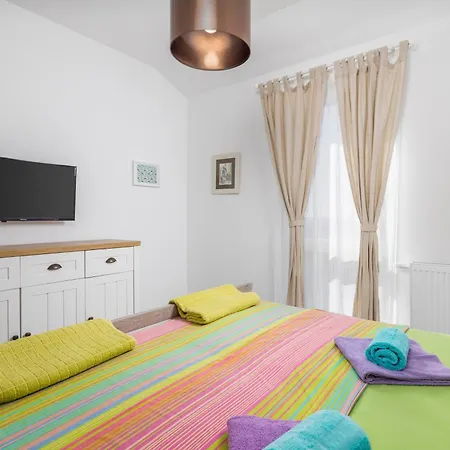 Apartment Padrone With Pool - Perfect For Families!