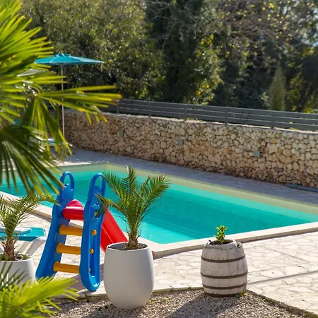 Apartment Padrone With Pool - Perfect For Families!