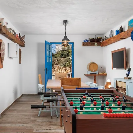 Padrone With Pool - Perfect For Families! Apartment Garica