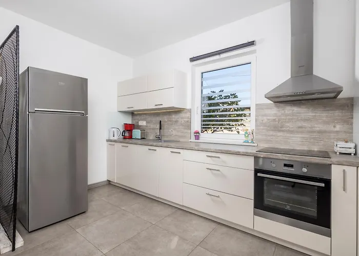 Padrone With Pool - Perfect For Families! Apartment