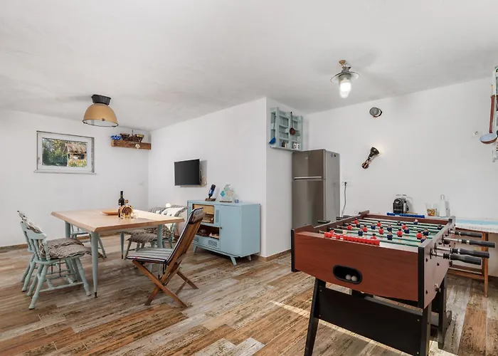 Padrone With Pool - Perfect For Families! Apartment Garica