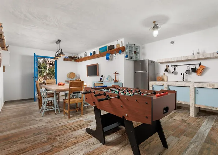 Padrone With Pool - Perfect For Families! *