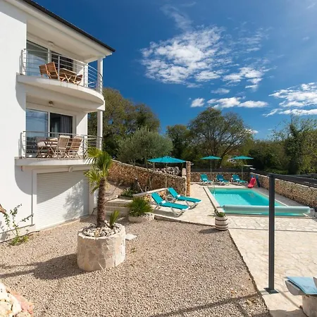 Lejlighed Padrone With Pool - Perfect For Families! Garica